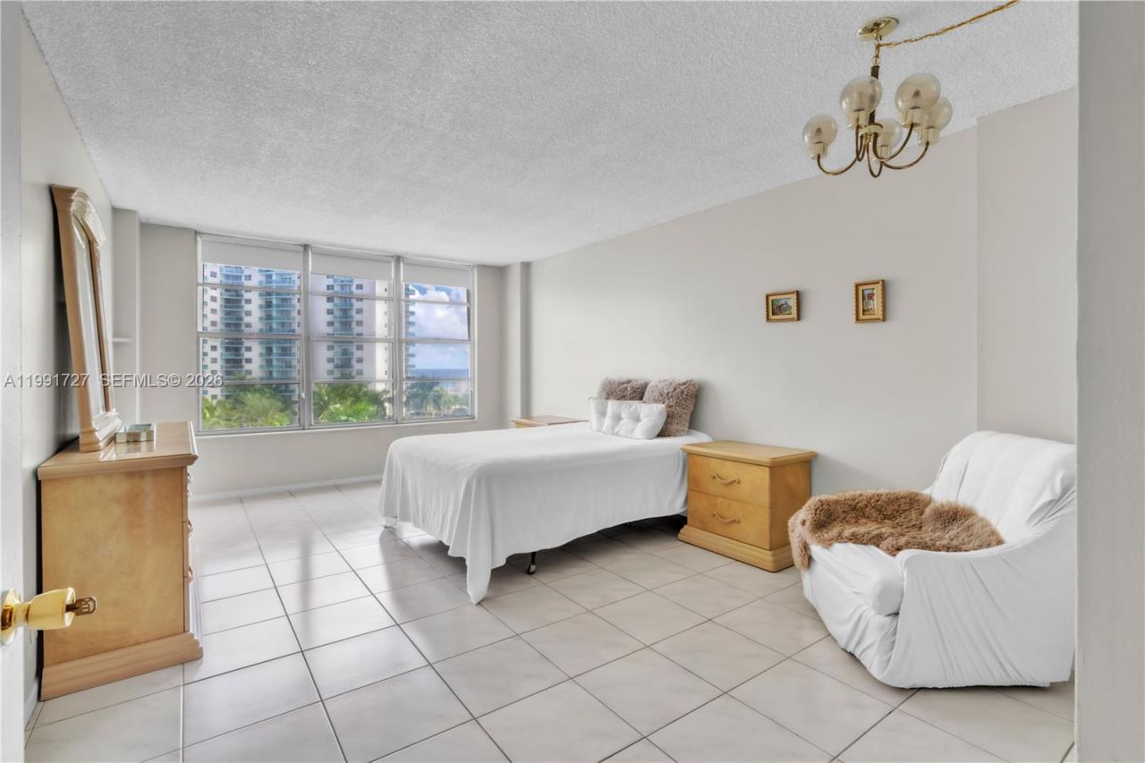 3800 S Ocean Dr , Unit 618, Hollywood, FL 33019 Photo