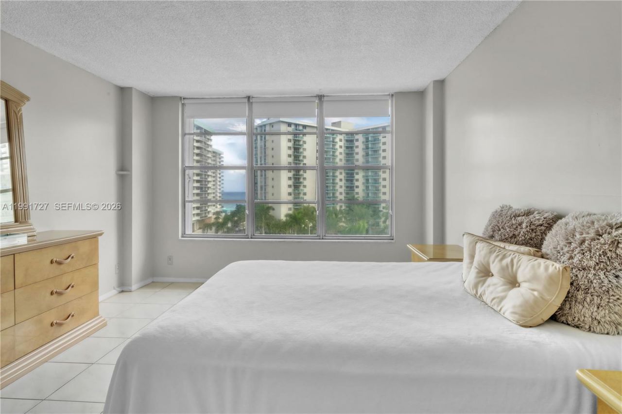 3800 S Ocean Dr , Unit 618, Hollywood, FL 33019 Photo