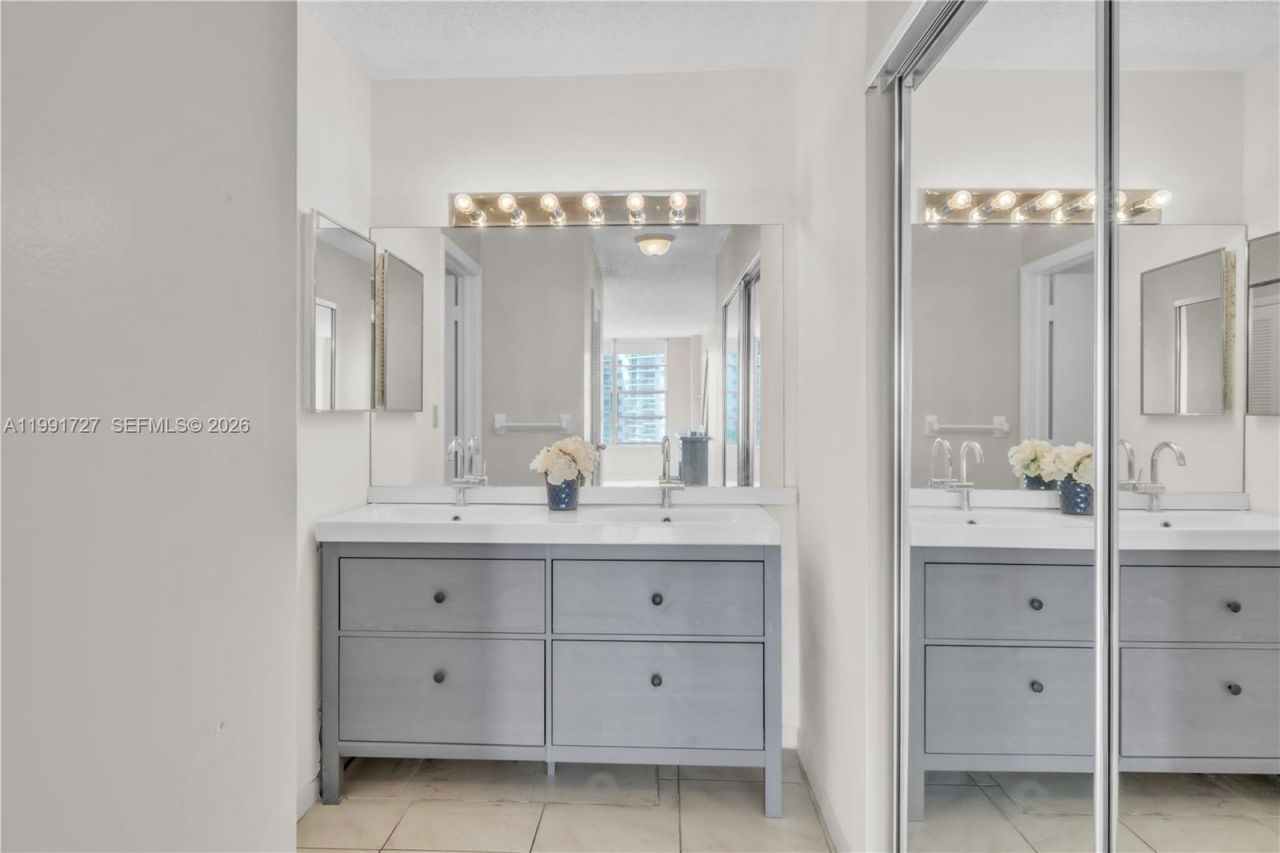 3800 S Ocean Dr , Unit 618, Hollywood, FL 33019 Photo