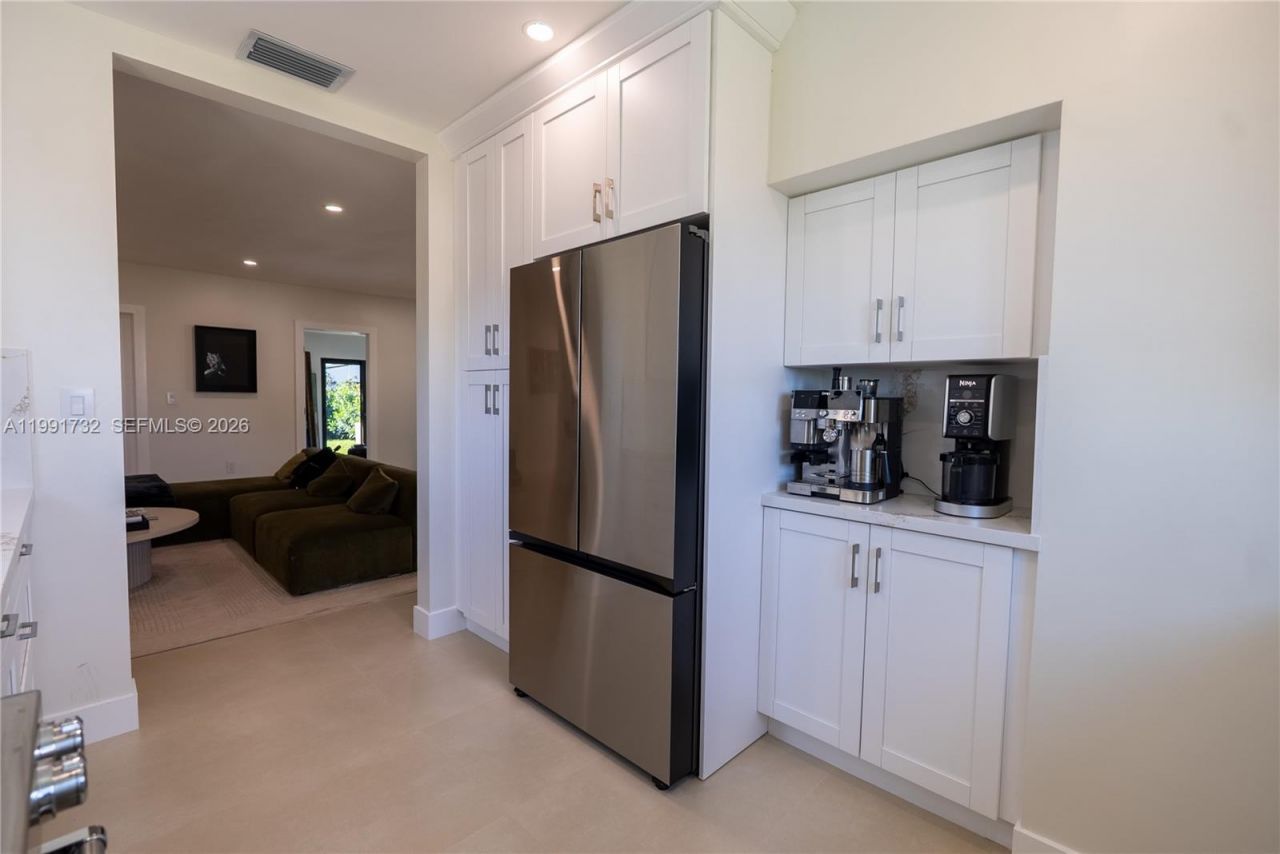 7548 Adventure Ave , North Bay Village, FL 33141 Photo