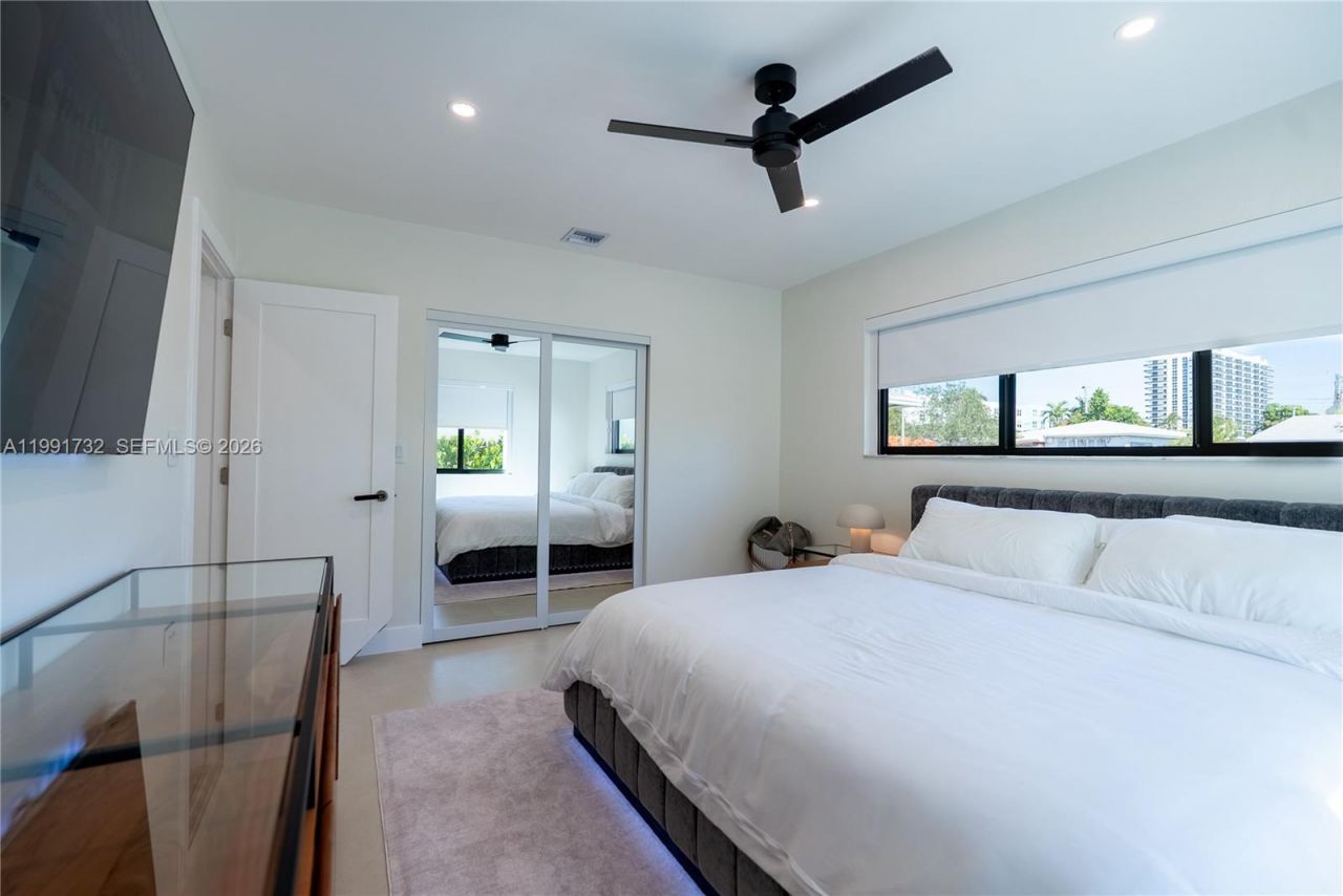 7548 Adventure Ave , North Bay Village, FL 33141 Photo