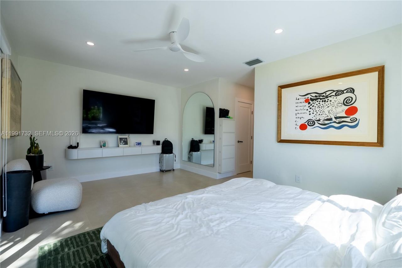 7548 Adventure Ave , North Bay Village, FL 33141 Photo