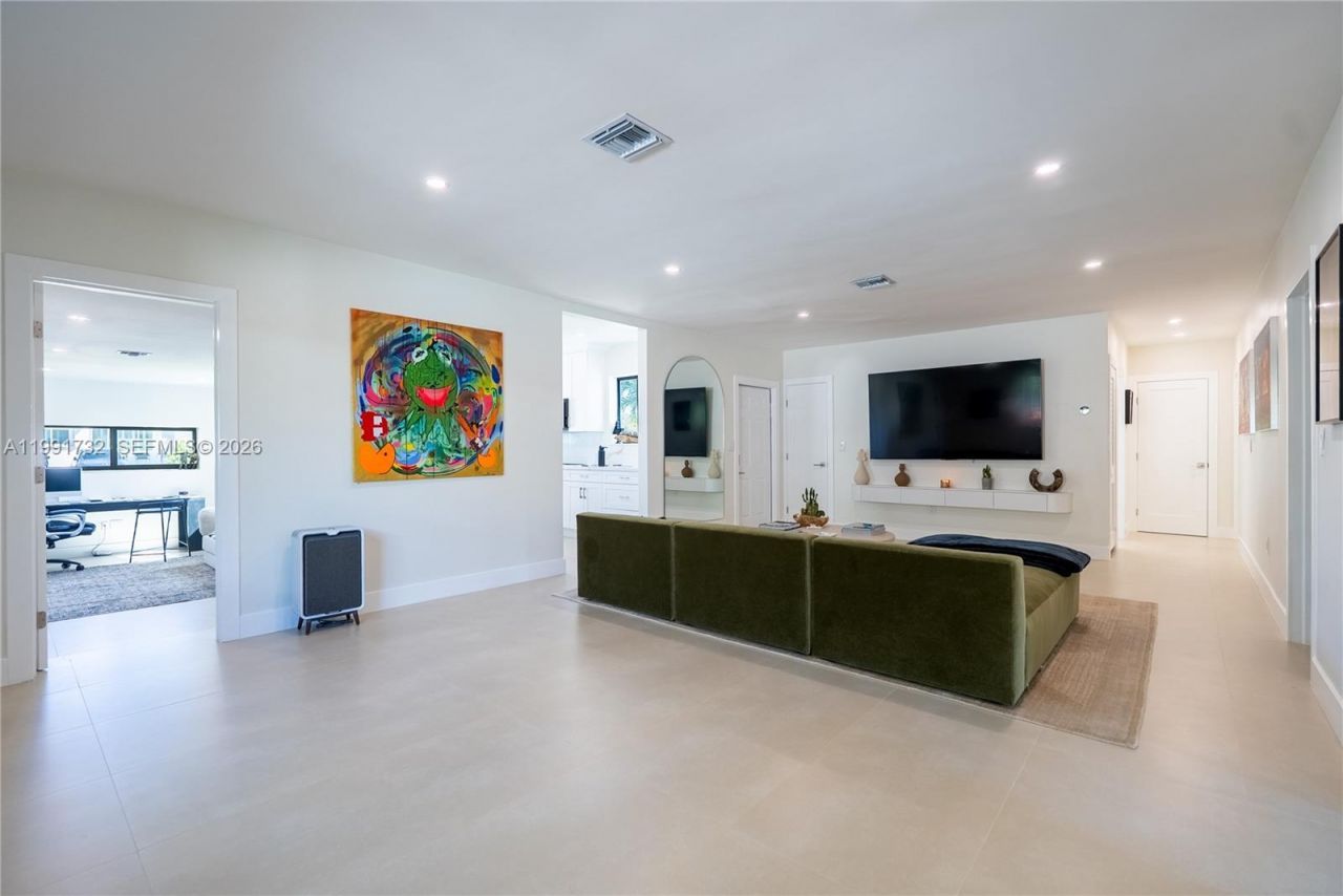 7548 Adventure Ave , North Bay Village, FL 33141 Photo