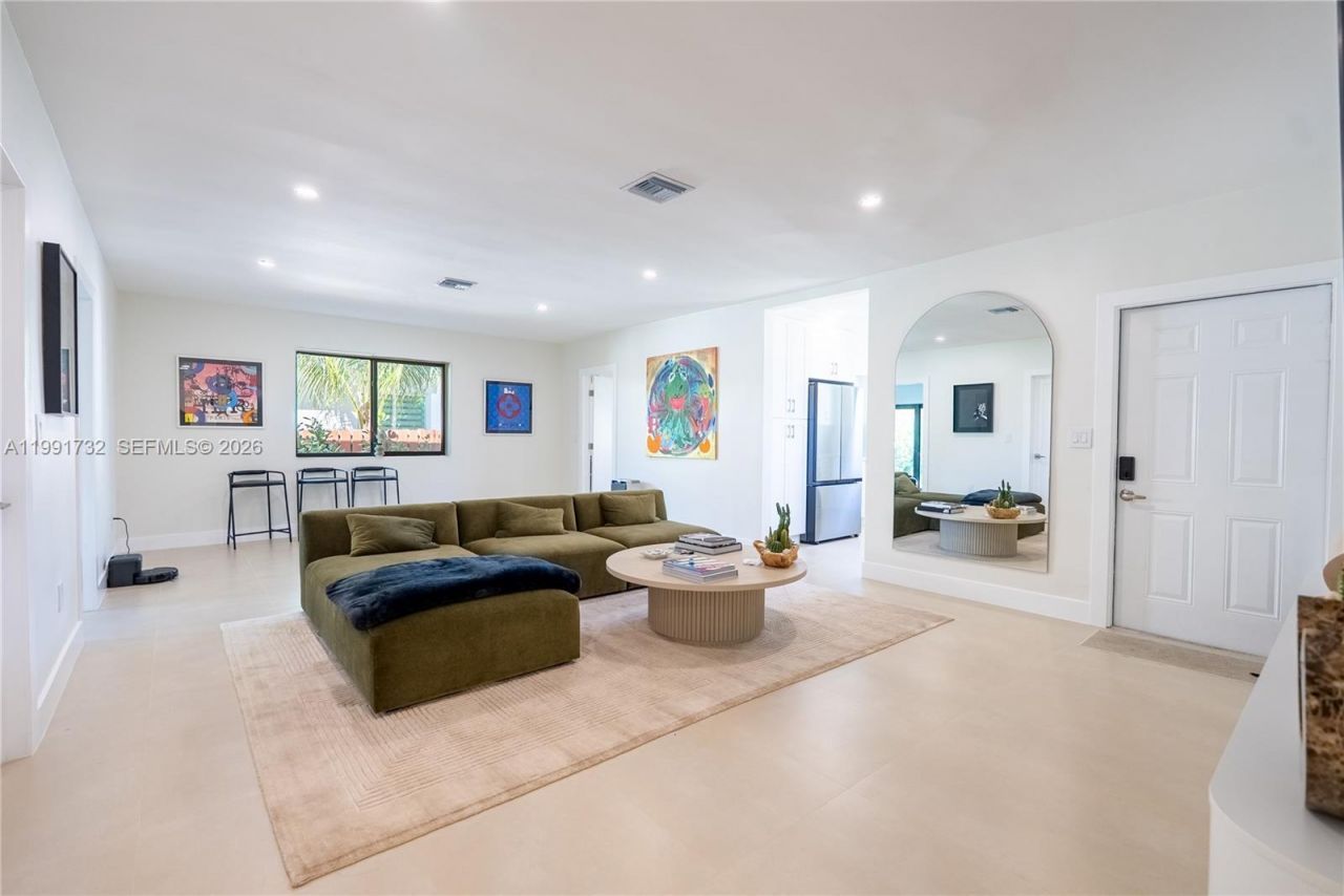 7548 Adventure Ave , North Bay Village, FL 33141 Photo