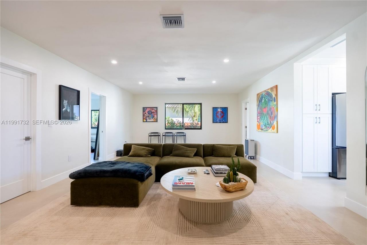 7548 Adventure Ave , North Bay Village, FL 33141 Photo