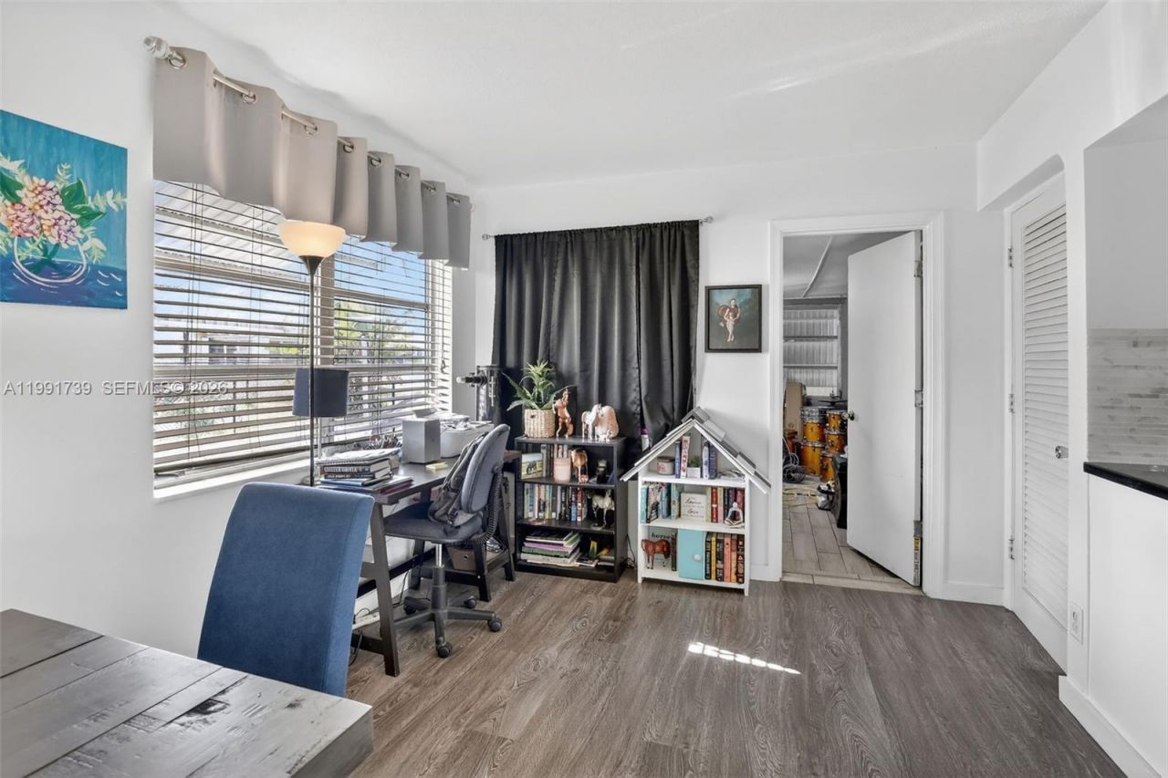 5404 NW 27th Way, Tamarac, FL 33309 Photo