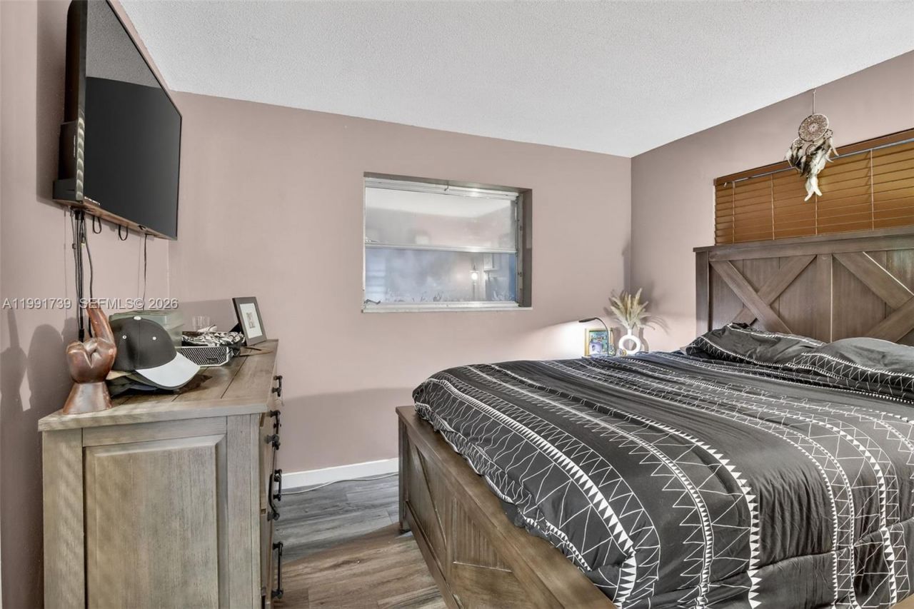 5404 NW 27th Way, Tamarac, FL 33309 Photo