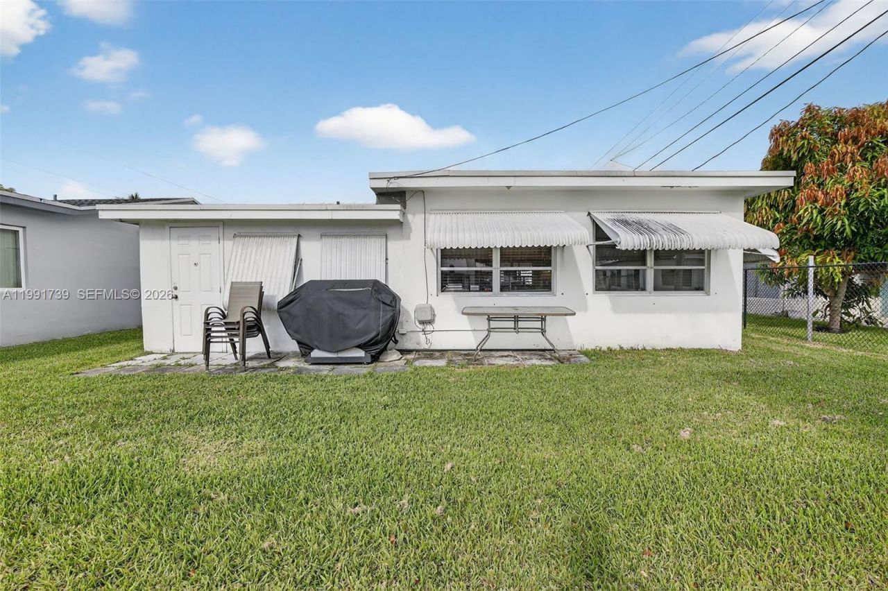 5404 NW 27th Way, Tamarac, FL 33309 Photo