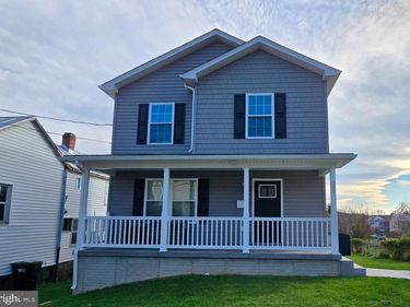 375 BRANCH STREET, STRASBURG, VA 22657