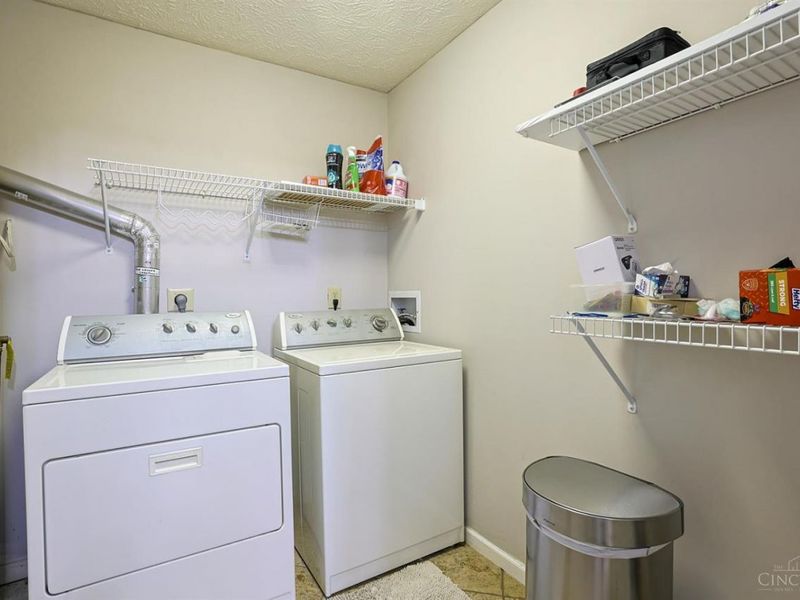 7394 Ridgepoint Drive, Unit 2, Anderson Twp, OH 45230 Photo 23