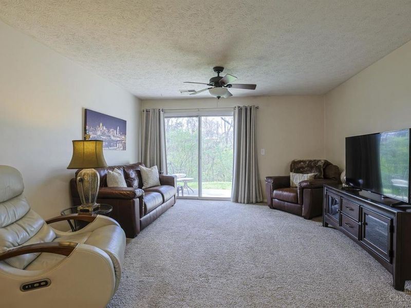 7394 Ridgepoint Drive, Unit 2, Anderson Twp, OH 45230 Photo 4