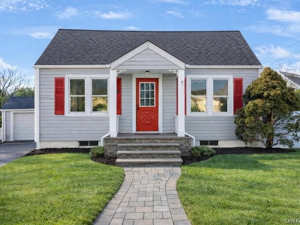 23 Cherry Street , East Northport, NY 11731