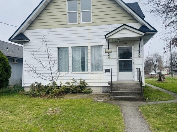504 E Carlisle Ave, Spokane, WA 99207