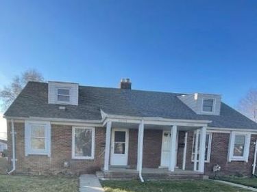 22773 Brittany Avenue, Eastpointe, MI 48021