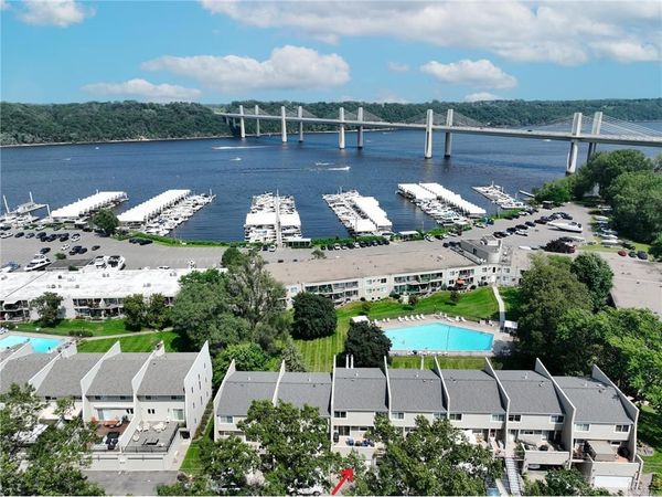 6213 St Croix Trail N, Unit 108, Stillwater, MN 55082