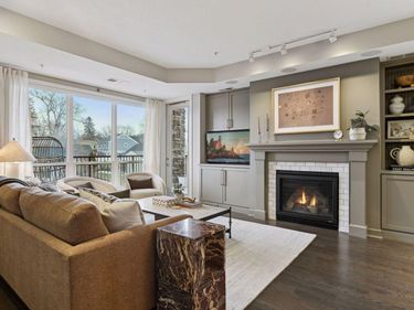 3970 Wooddale Avenue S, Unit 201D, Saint Louis Park, MN 55416