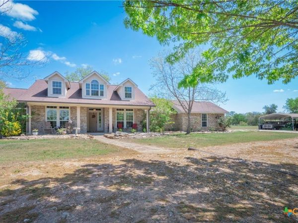 1281 Private Road 7037 , Lexington, TX 78947