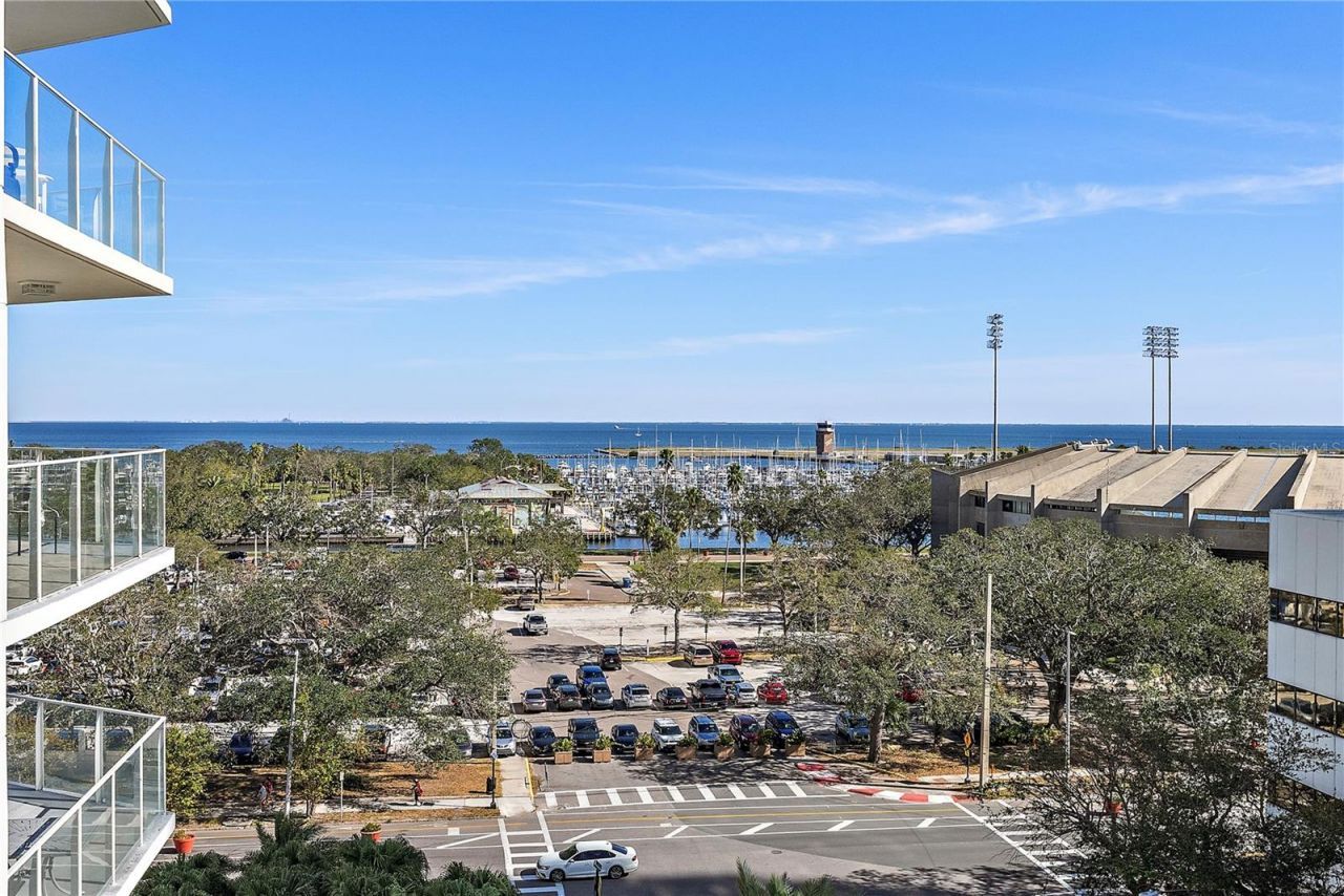 175 1st Street S, Unit 704, Saint Petersburg, FL 33701 Photo