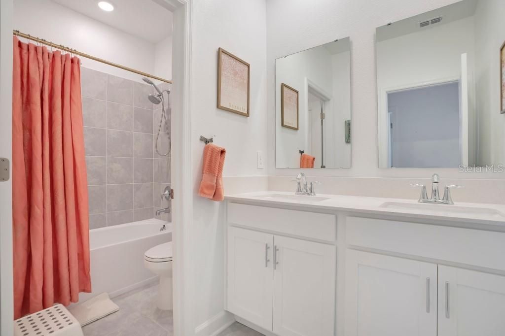 5223 Dagenham Drive , Davenport, FL 33837 Photo