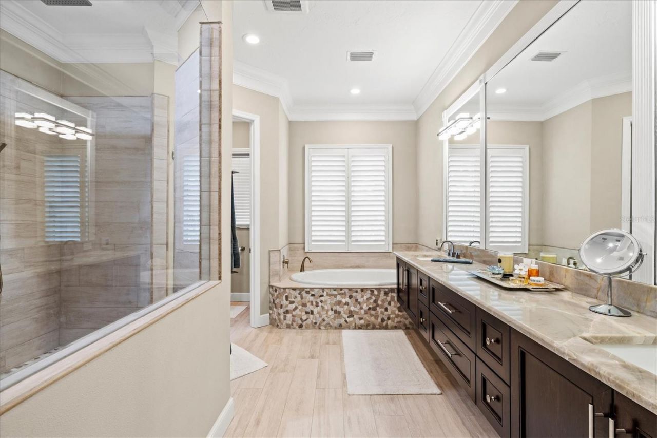 7305 Links Court, Sarasota, FL 34243 Photo