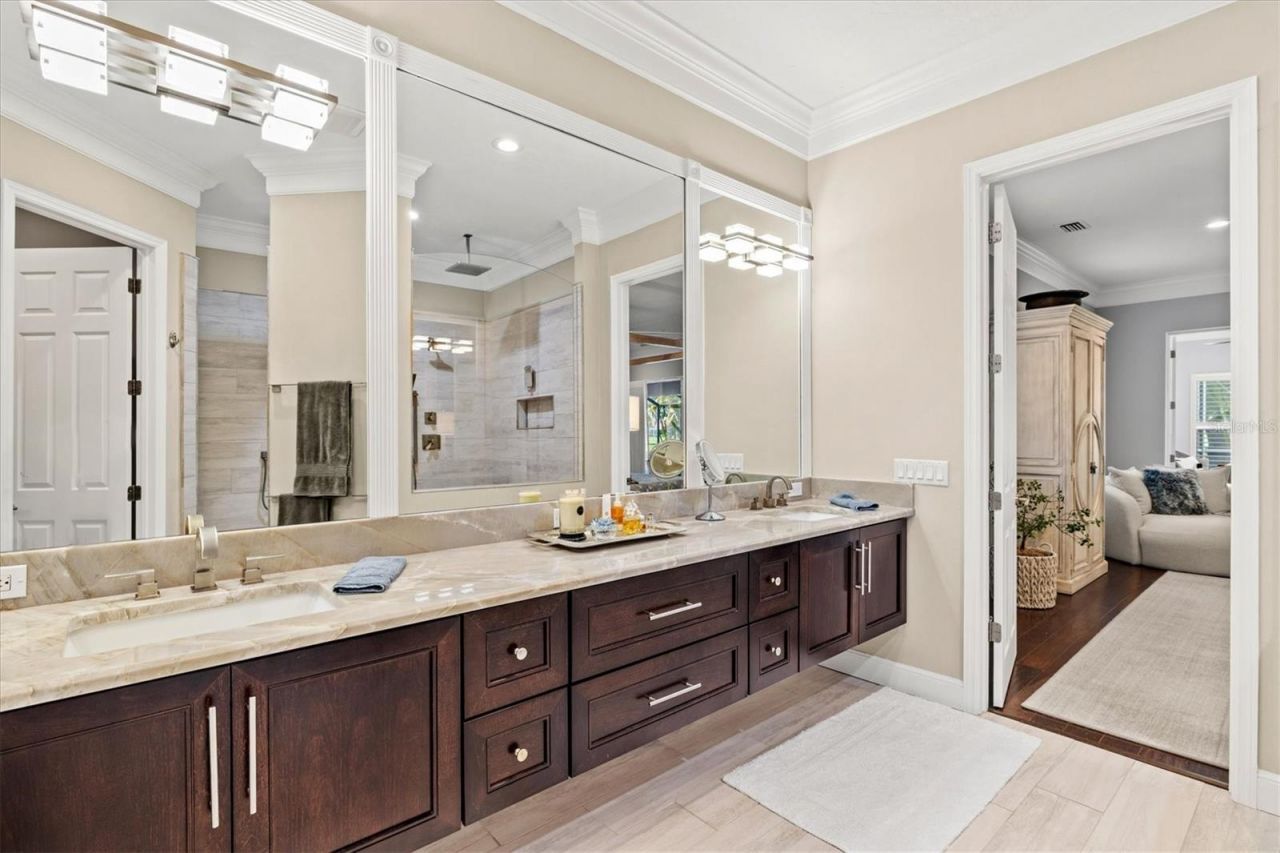 7305 Links Court, Sarasota, FL 34243 Photo