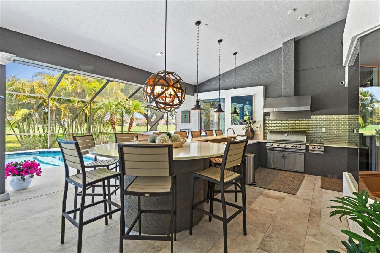 7305 Links Court, Sarasota, FL 34243 Photo