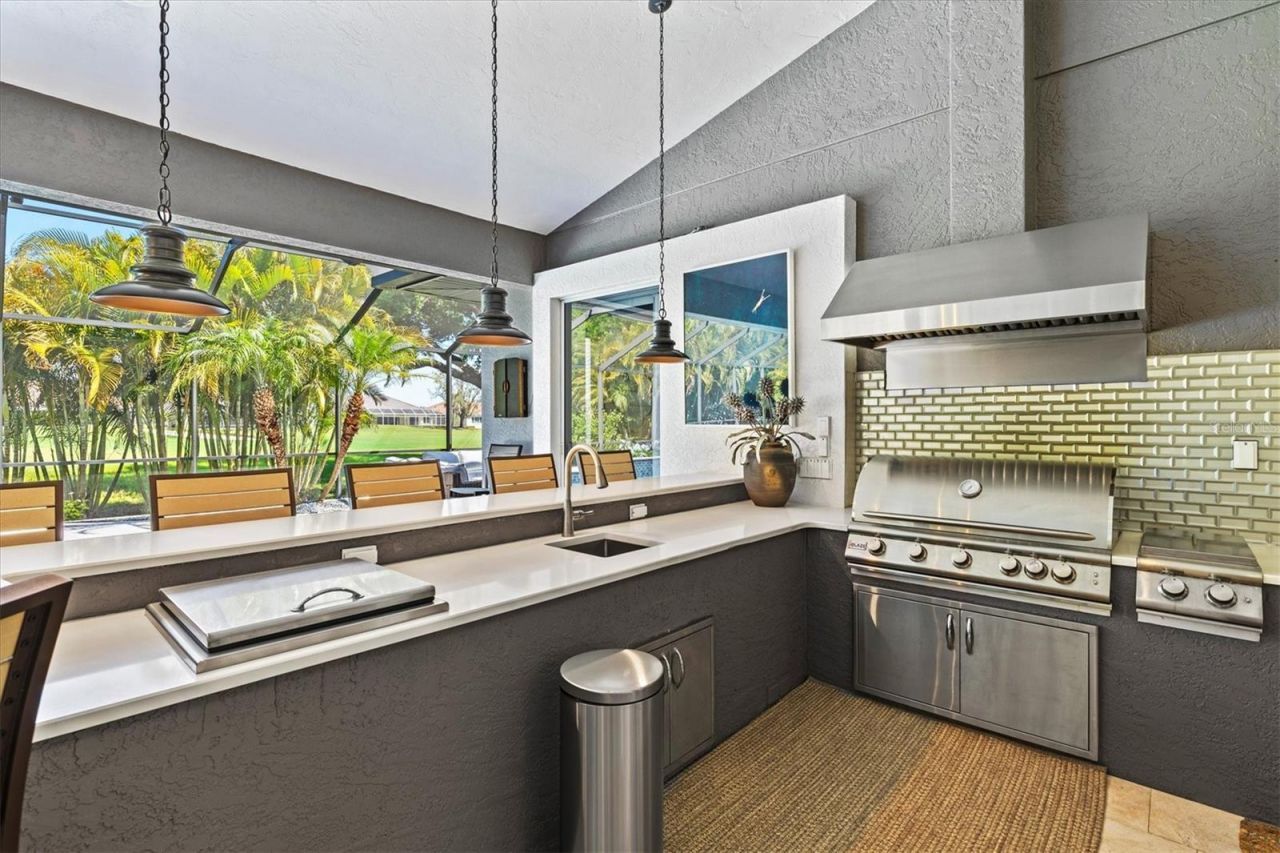 7305 Links Court, Sarasota, FL 34243 Photo