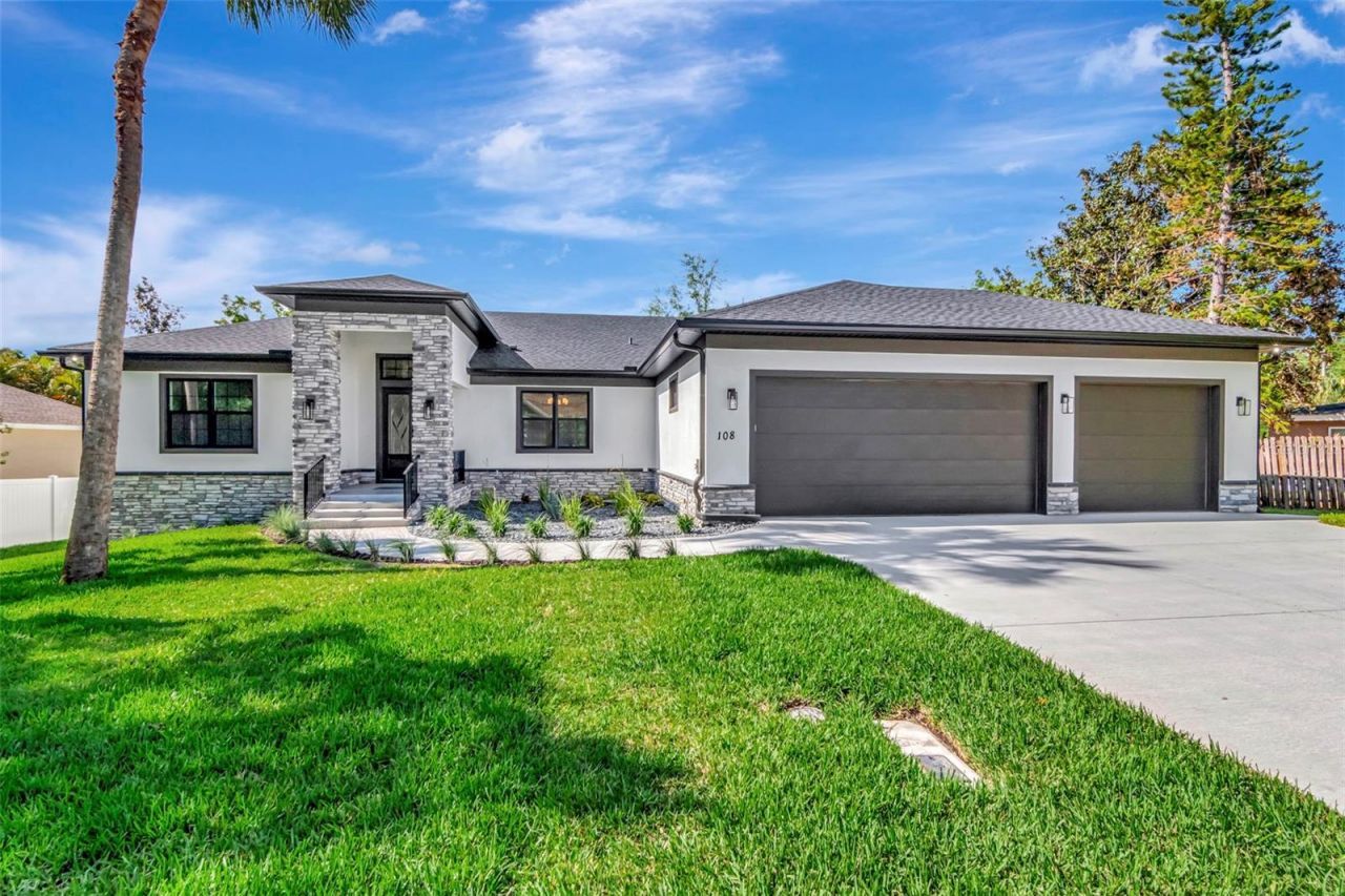 108 Irwin Street E, Safety Harbor, FL 34695 Photo