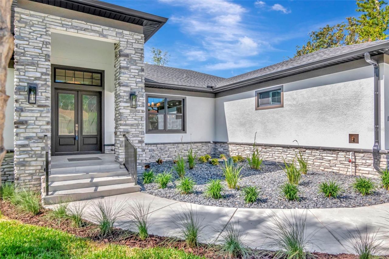 108 Irwin Street E, Safety Harbor, FL 34695 Photo
