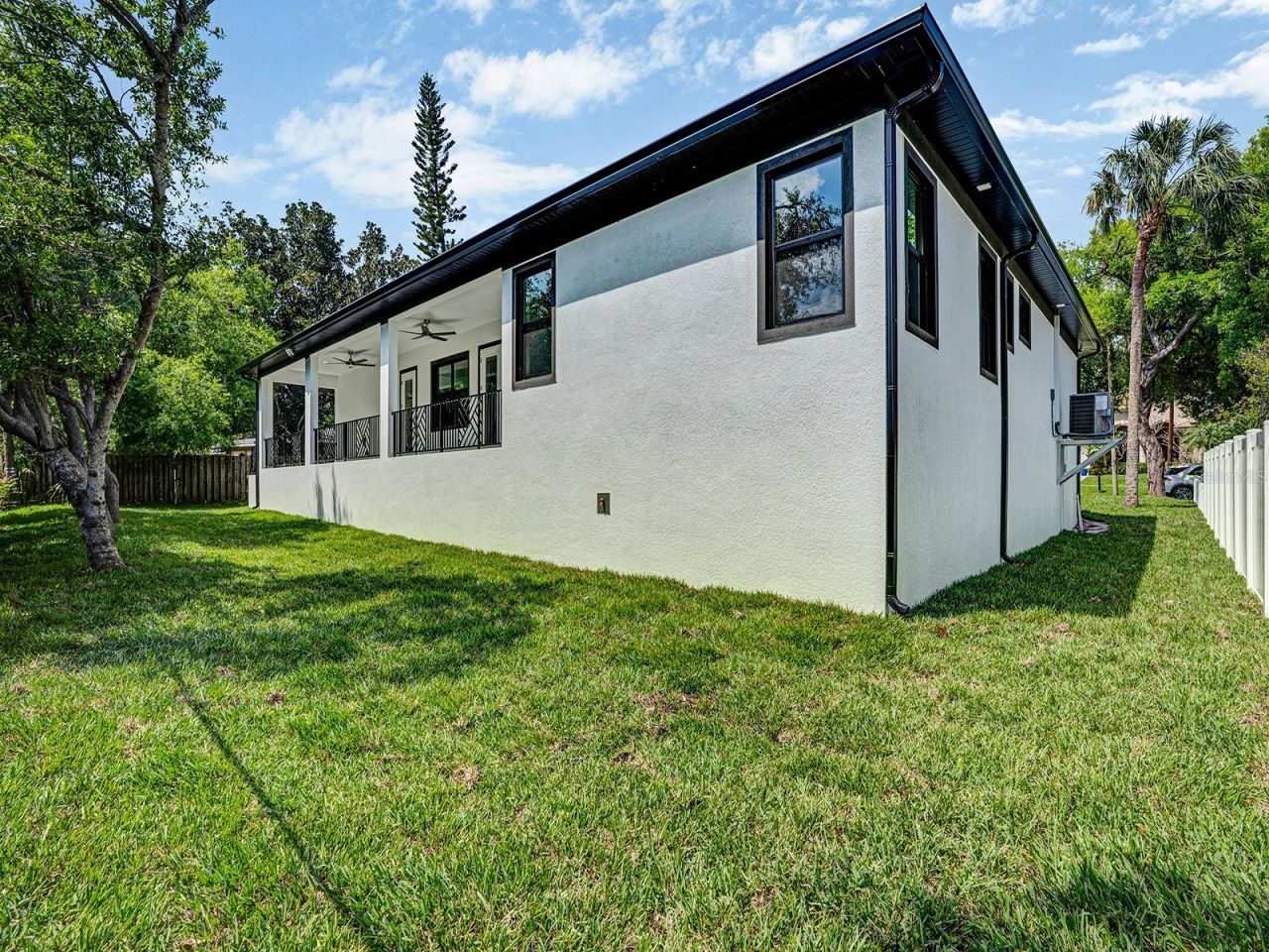 108 Irwin Street E, Safety Harbor, FL 34695 Photo