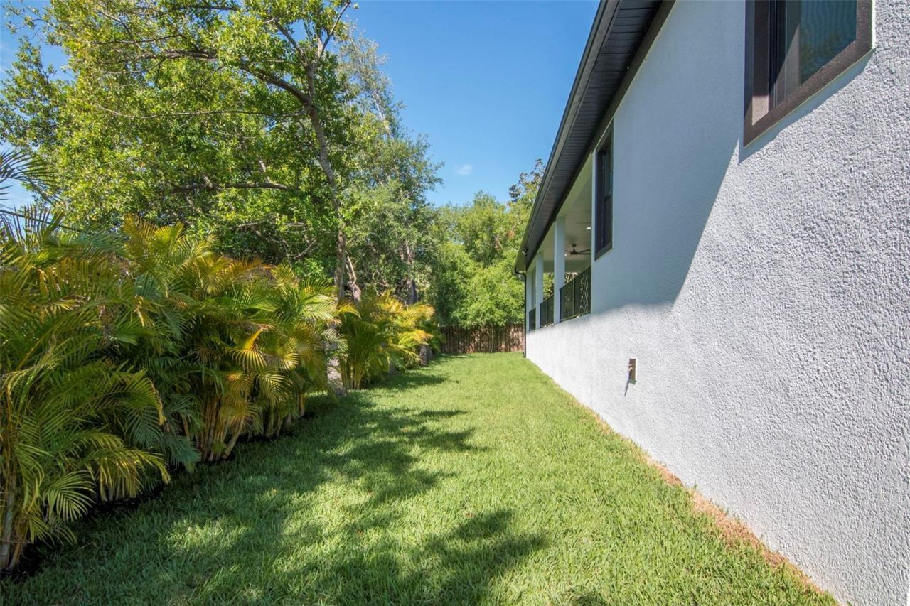 108 Irwin Street E, Safety Harbor, FL 34695 Photo