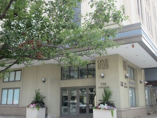 758 N Larrabee Street , Unit 833, Chicago, IL 60654