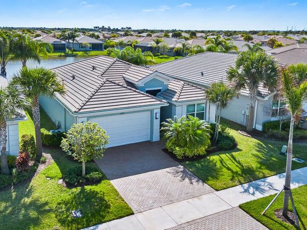 12186 SW Jasper Lake Way, Port St. Lucie, FL 34987