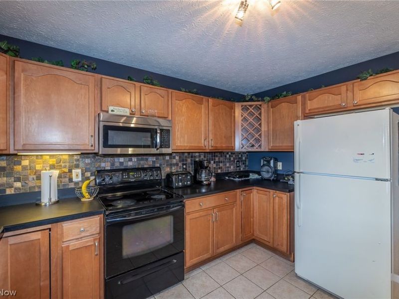 1125 Substation Road, Brunswick, OH 44212 Photo 6