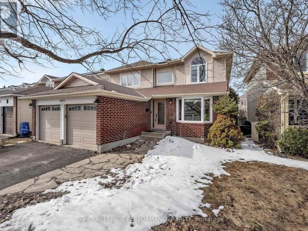 2023 Rolling Brook Drive, Ottawa, ON K1W1C9