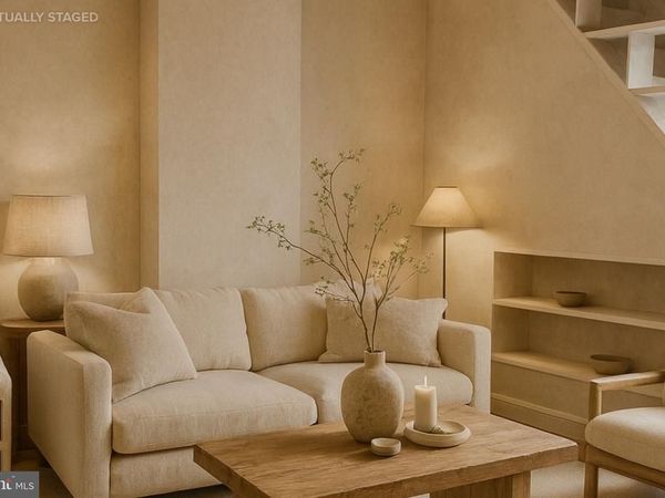 24 W JOHNSON STREET, PHILADELPHIA, PA 19144