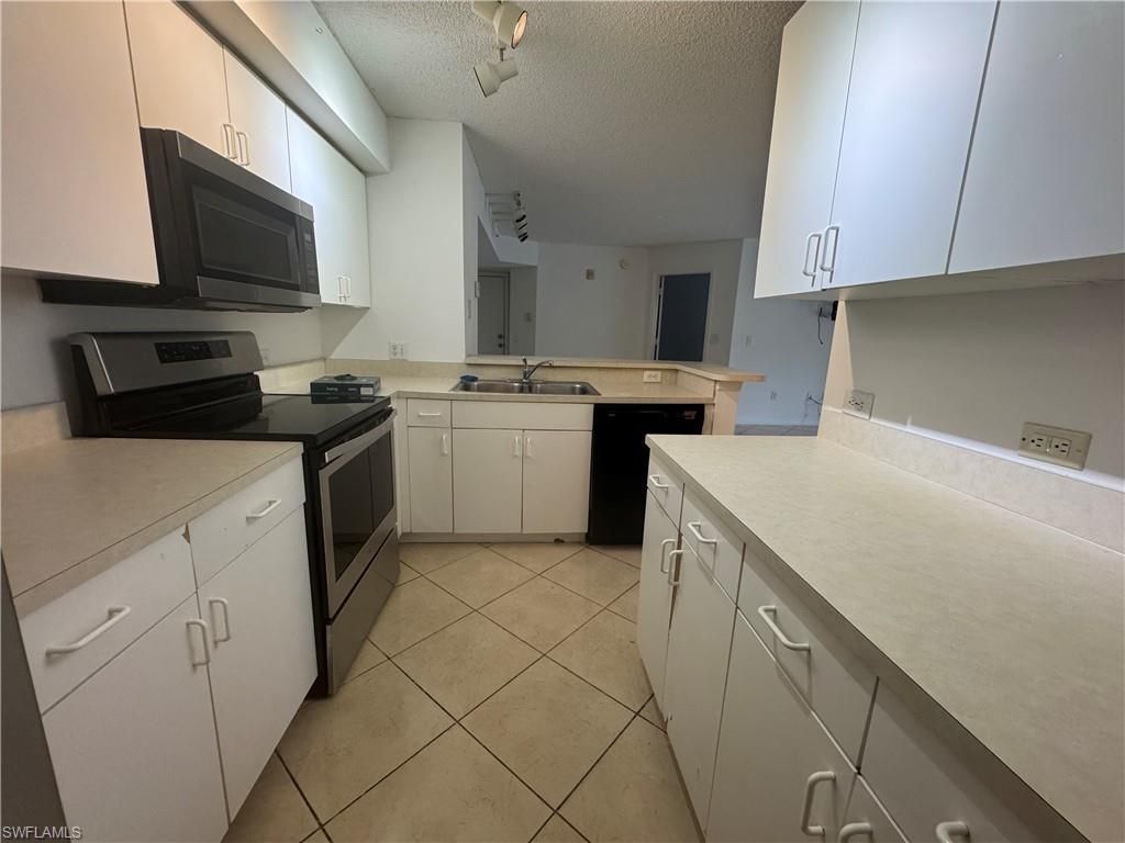 8930 Colonnades Ct E, Unit 627, Bonita Springs, FL 34135 Photo