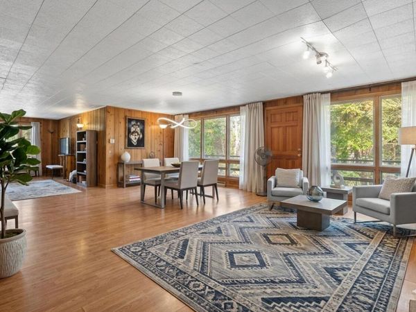 W351S10308 Tuohy Rd, Eagle, WI 53119