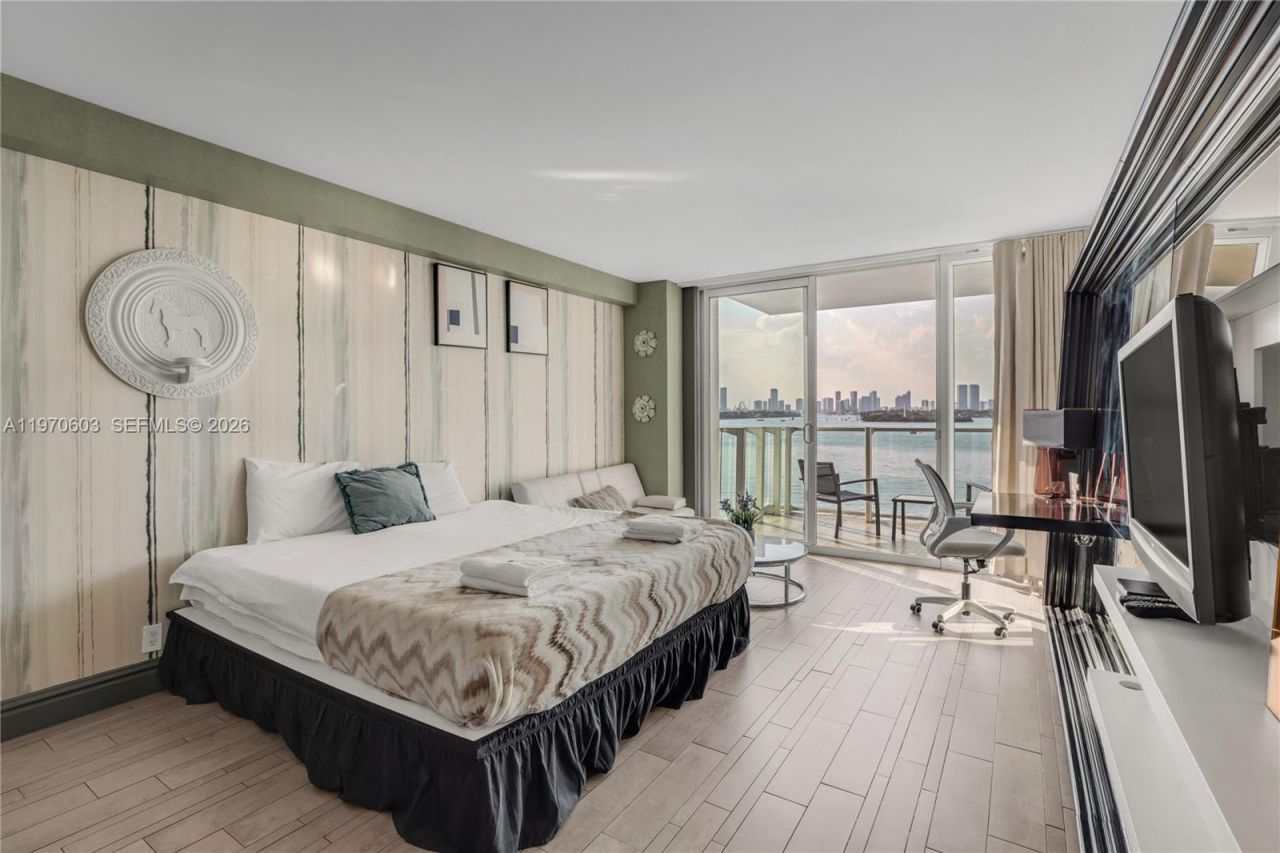 1100 West Ave , Unit 520, Miami Beach, FL 33139 Photo