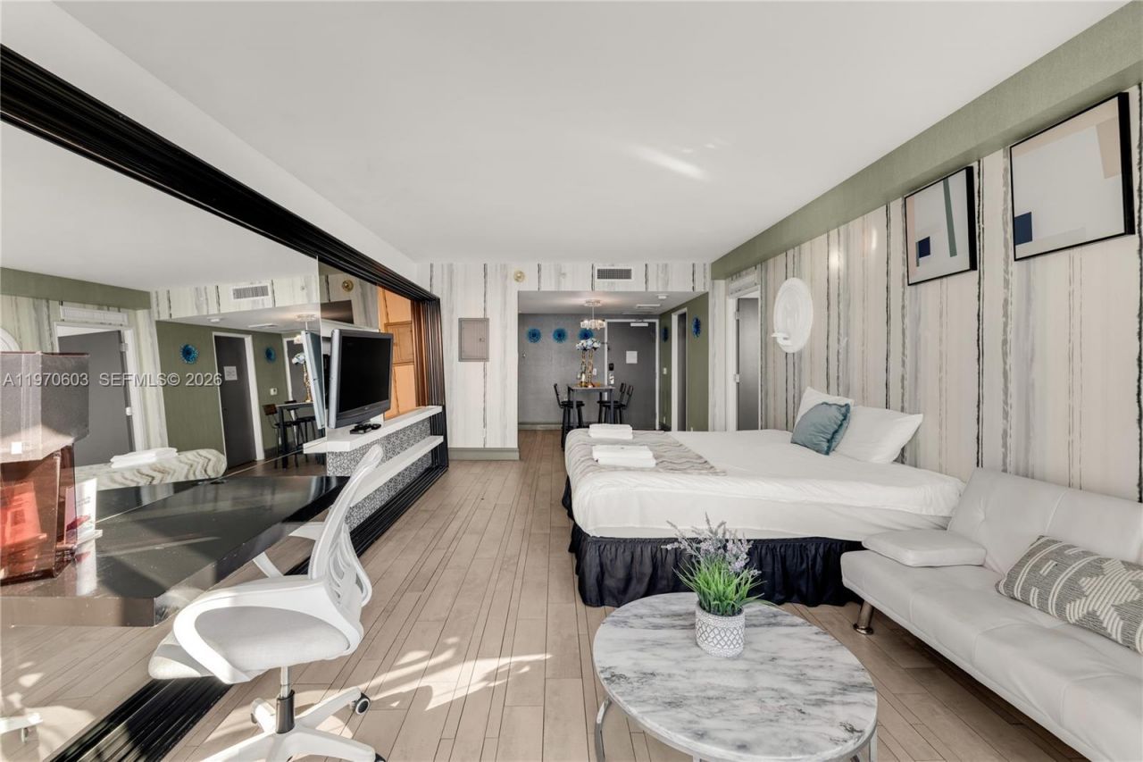 1100 West Ave , Unit 520, Miami Beach, FL 33139 Photo