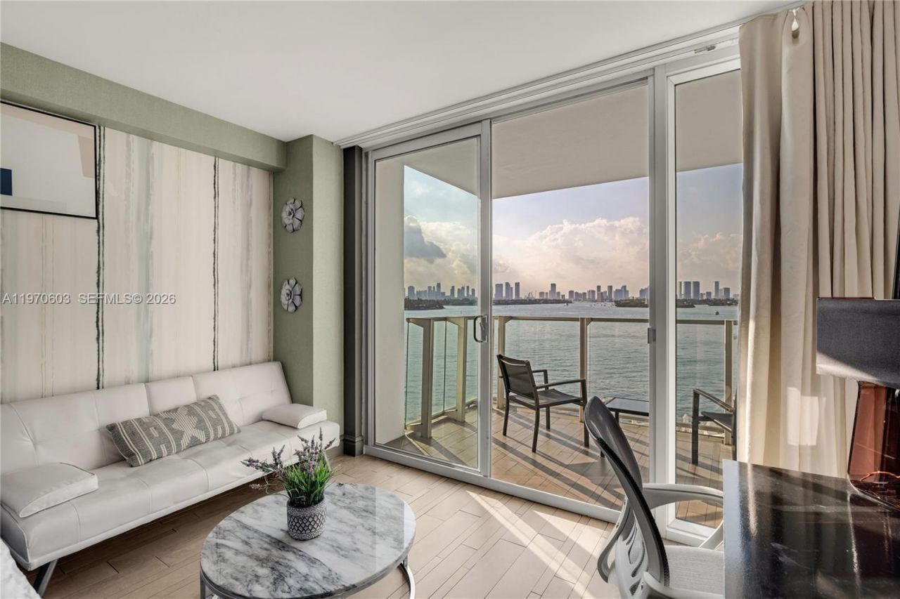 1100 West Ave, Unit 520, Miami Beach, FL 33139 Photo