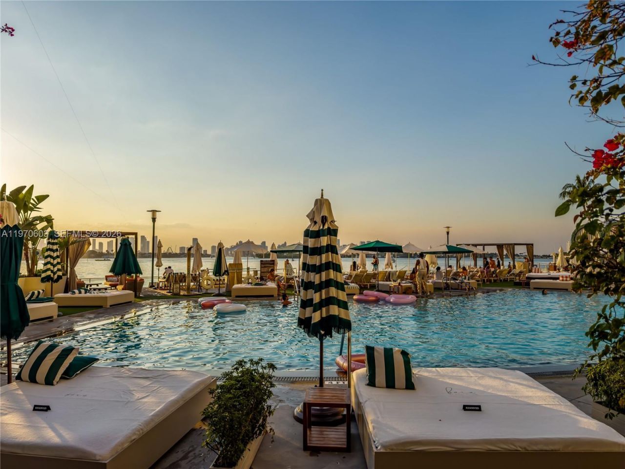 1100 West Ave , Unit 520, Miami Beach, FL 33139 Photo