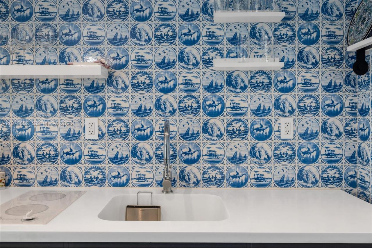 1100 West Ave , Unit 520, Miami Beach, FL 33139 Photo