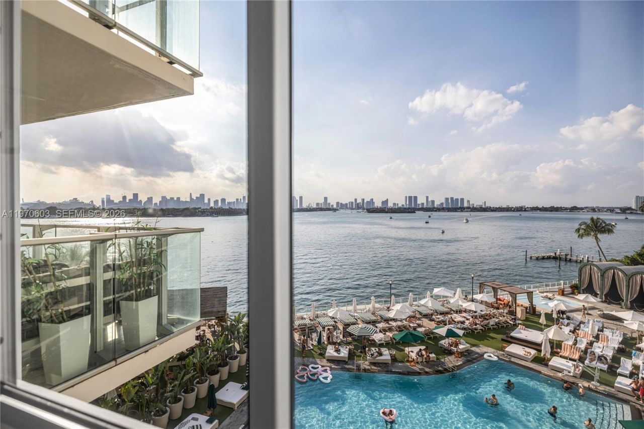 1100 West Ave, Unit 520, Miami Beach, FL 33139 Photo