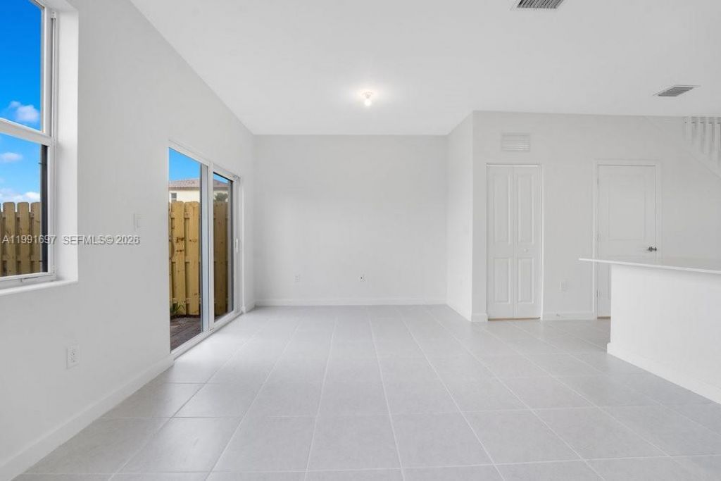 2619 SE 28th Dr, Unit 2619, Homestead, FL 33035 Photo