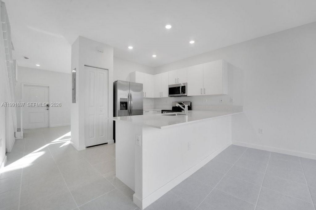 2619 SE 28th Dr, Unit 2619, Homestead, FL 33035 Photo