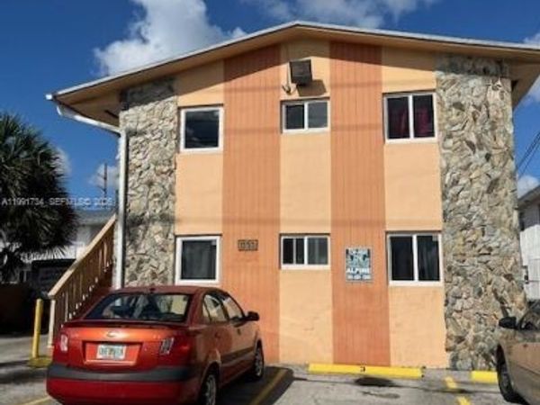 1151 W 28th St, Unit 1, Hialeah, FL 33010