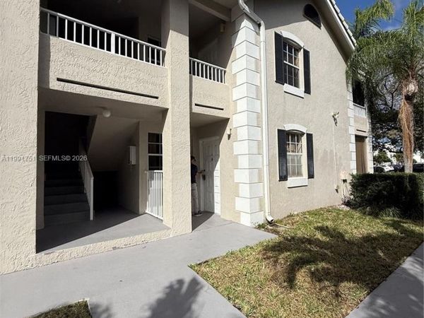 2871 N Oakland Forest Dr , Unit 113, Oakland Park, FL 33309