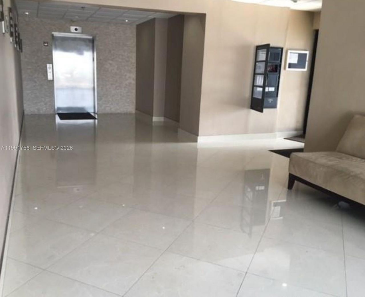 555 NE 30th St , Unit 502, Miami, FL 33137 Photo