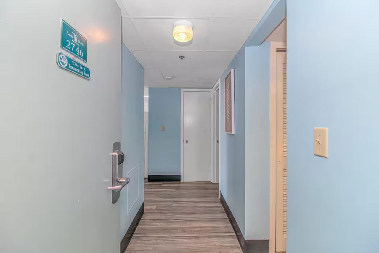 202 73rd Ave. N Photo 15